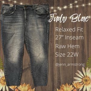 Judy Blue Jeans || Relaxed Fit || Raw Hem